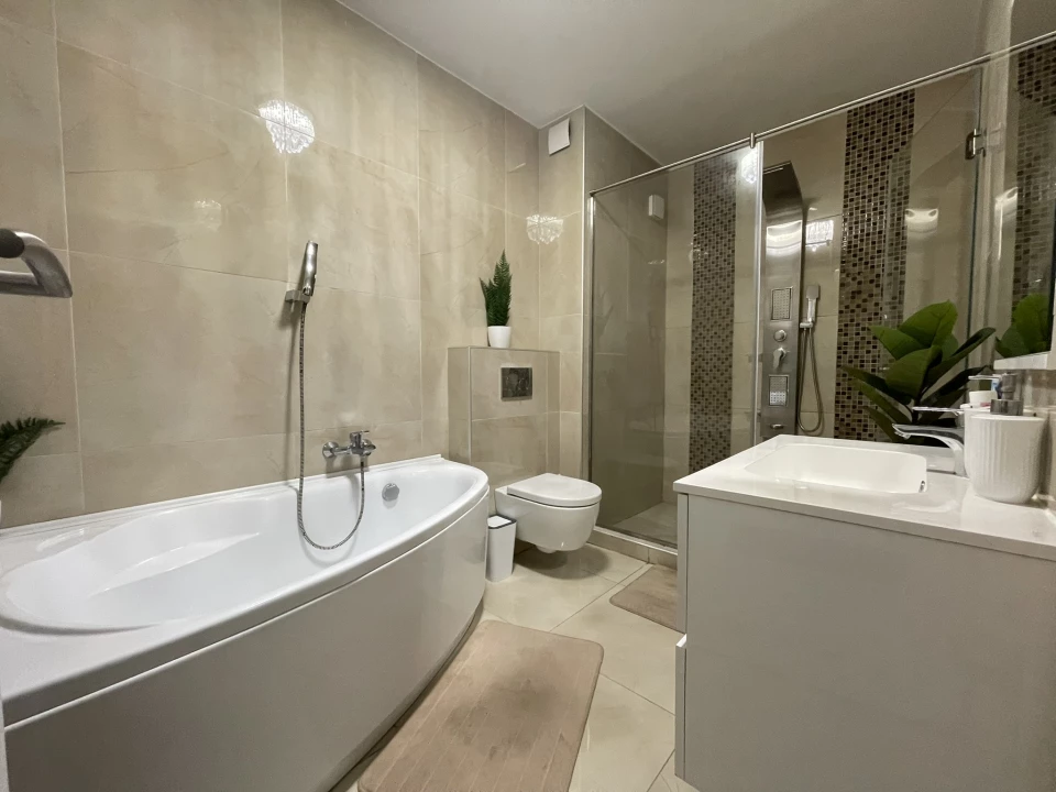 c3-1-name c2-19-name, Eger