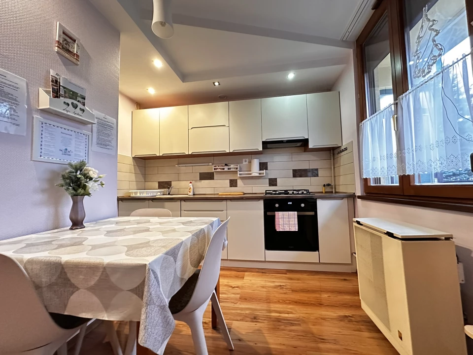 For sale condominium, Eger