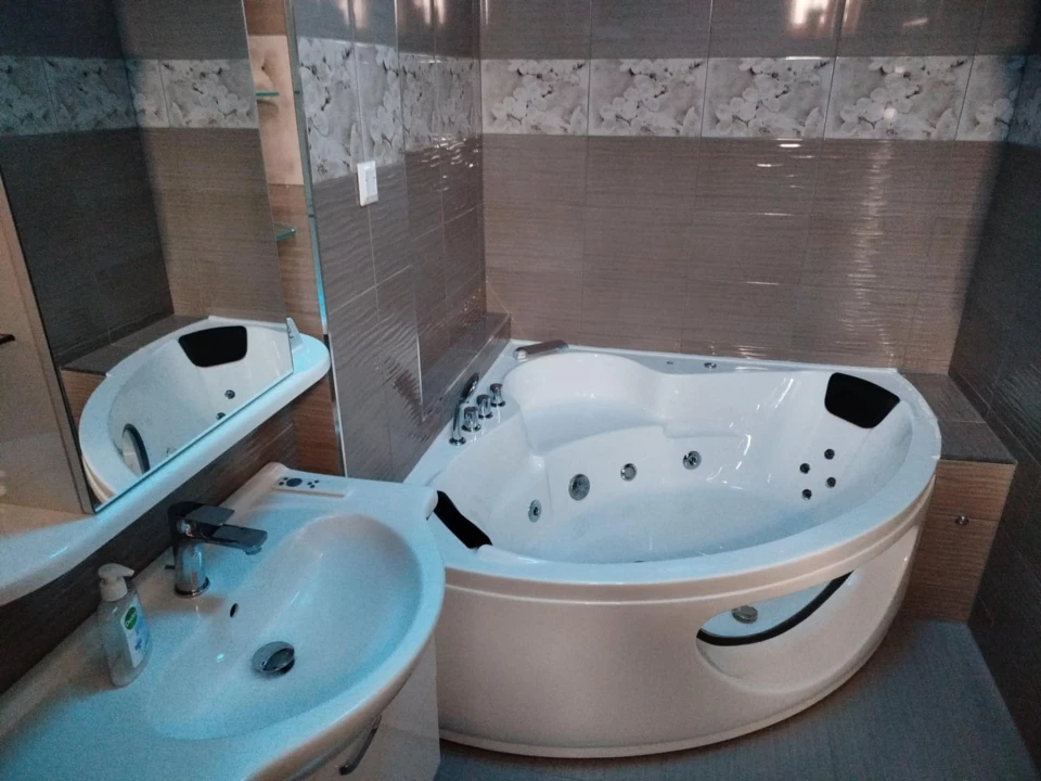 For sale brick flat, Eger