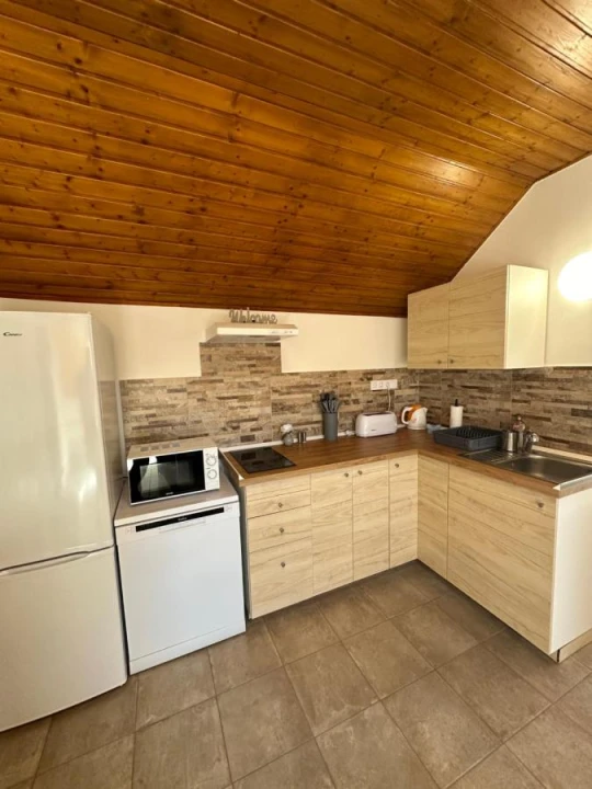 c3-1-name c2-19-name, Eger