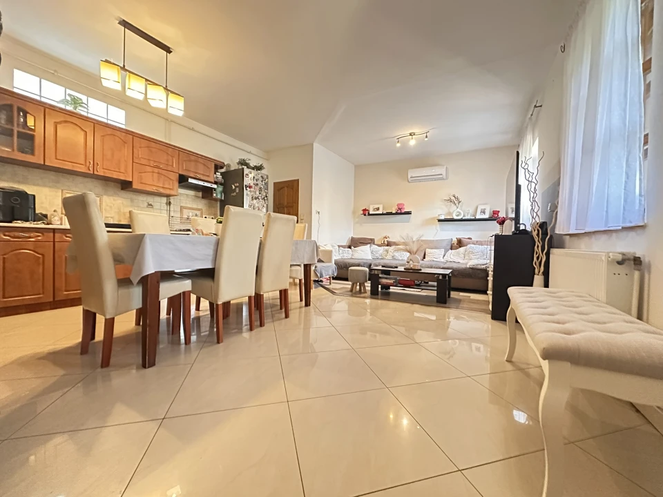 Eladó családi ház, Eger