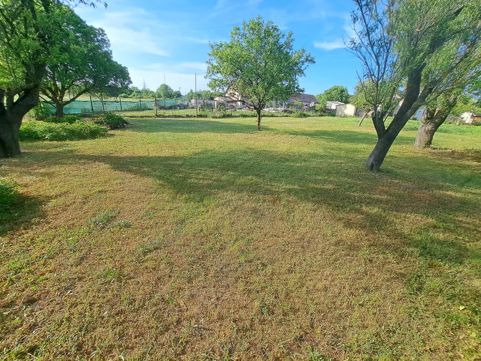 Eladó építési telek, Aszófő