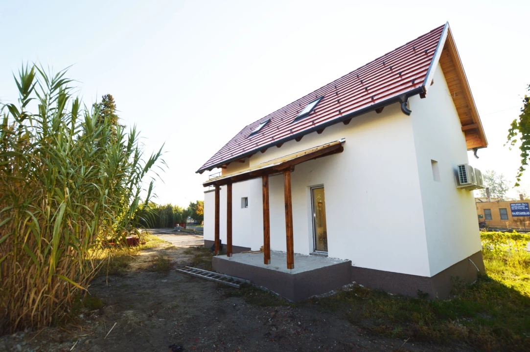 Eladó családi ház, Alsóörs