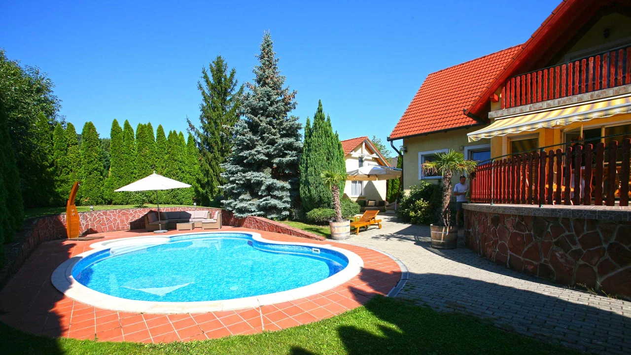 c3-1-name c2-1-name, Balatonszepezd