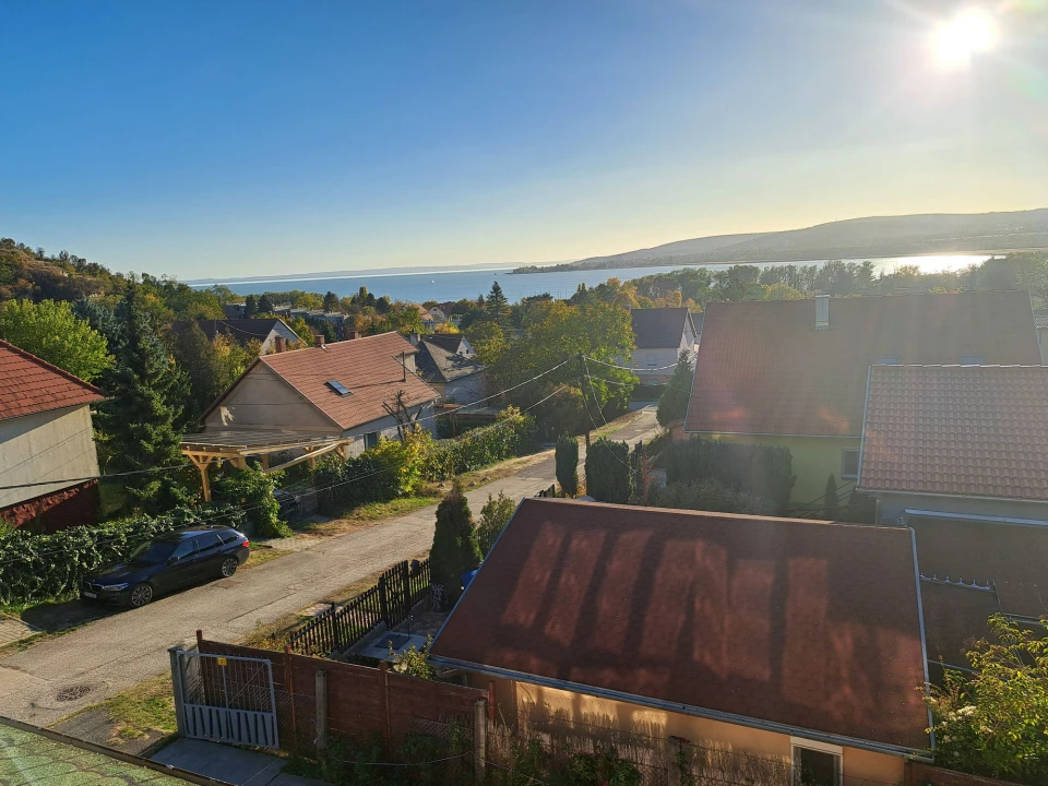 Eladó családi ház, Balatonfűzfő