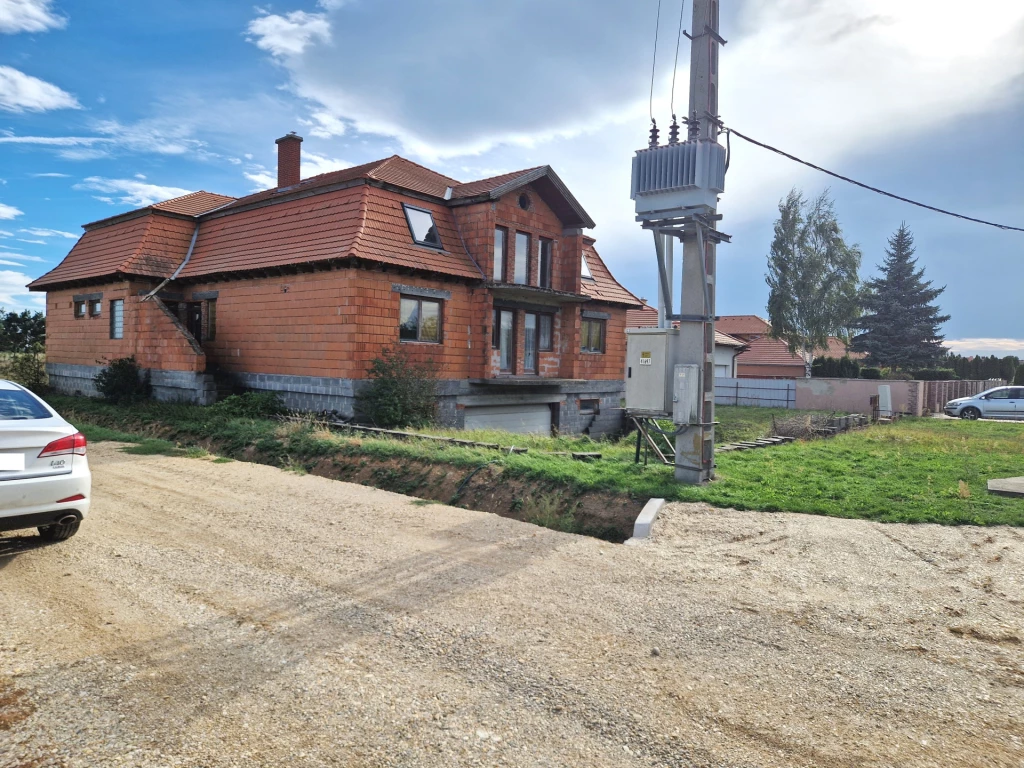 For sale house, Söpte