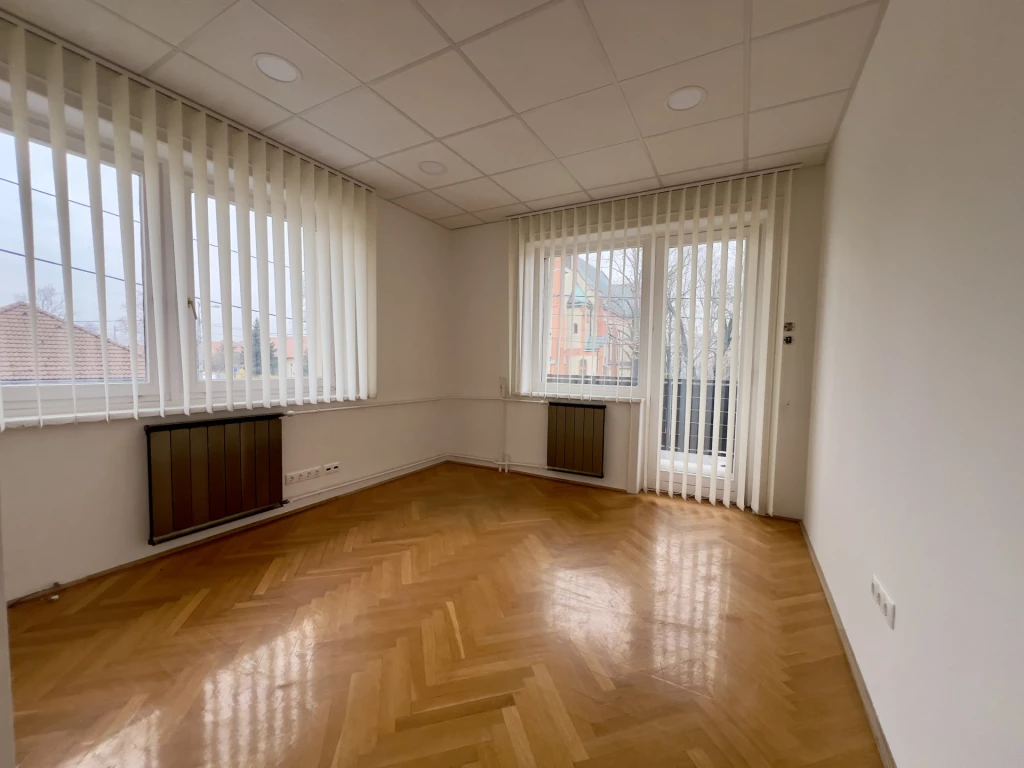 For rent office, office block, Dunaharaszti