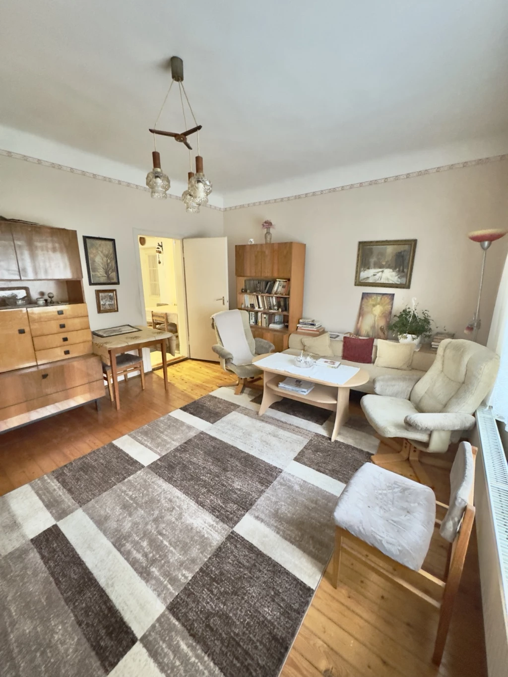 Dunaharaszti Felsővárosában eladó tégla építésű családi ház, garázzsal és nagy telekkel!