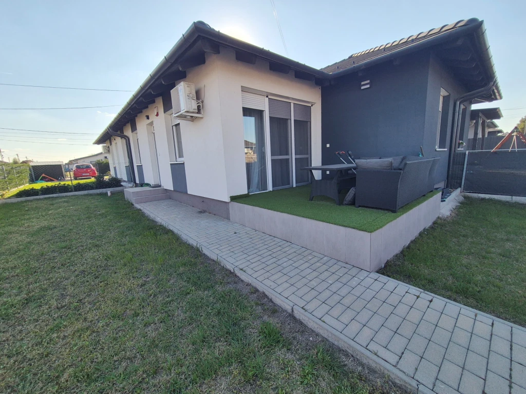 c3-1-name c2-82-name, Taksony