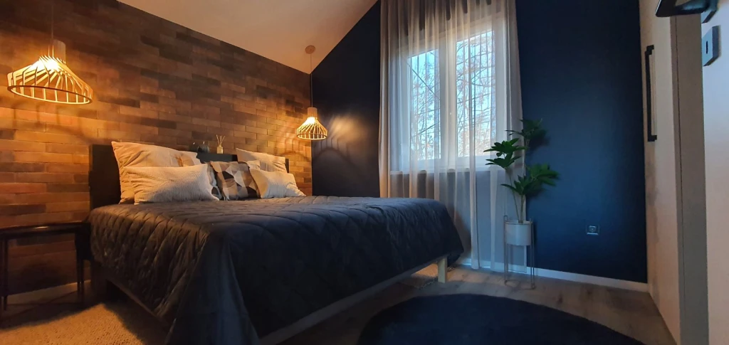 Dunaharaszti Fő útján kiadó tégla lakás modern társasházban!