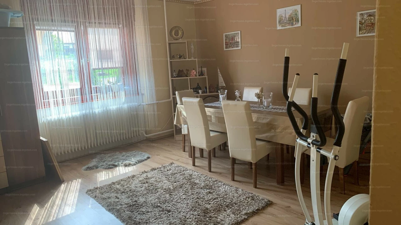 Eladó családi ház, Ostoros