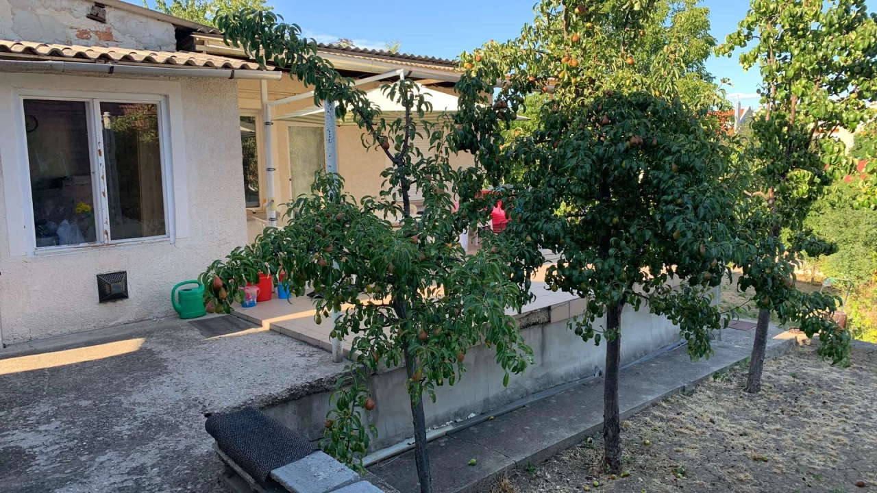 Eladó családi ház, Eger