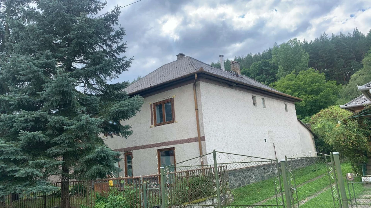 Eladó családi ház, Egerbocs