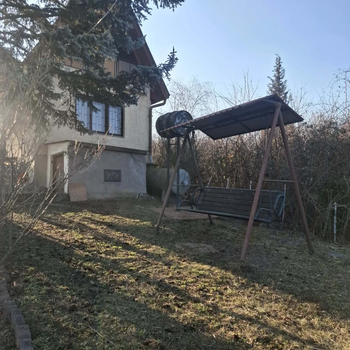 Eladó hétvégi ház, Eger