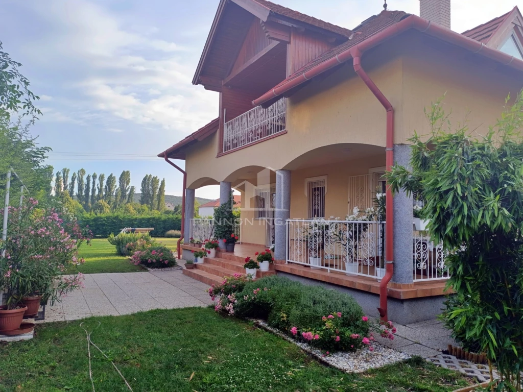 For sale house, Balatonalmádi