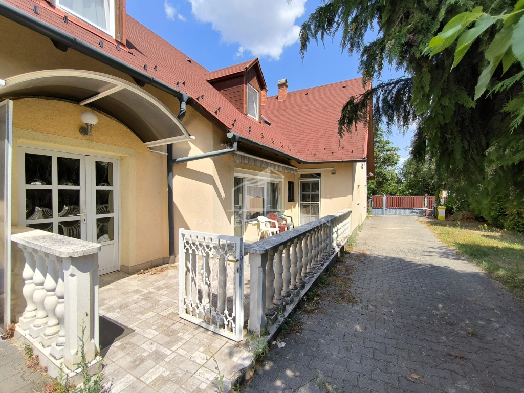 For sale house, Veszprém