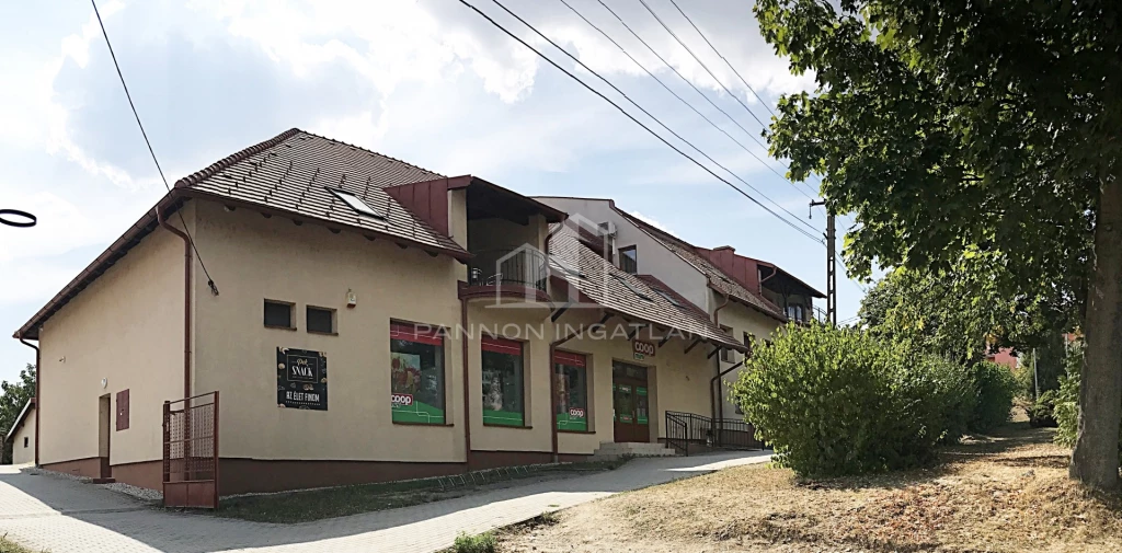 For sale store, Kislőd