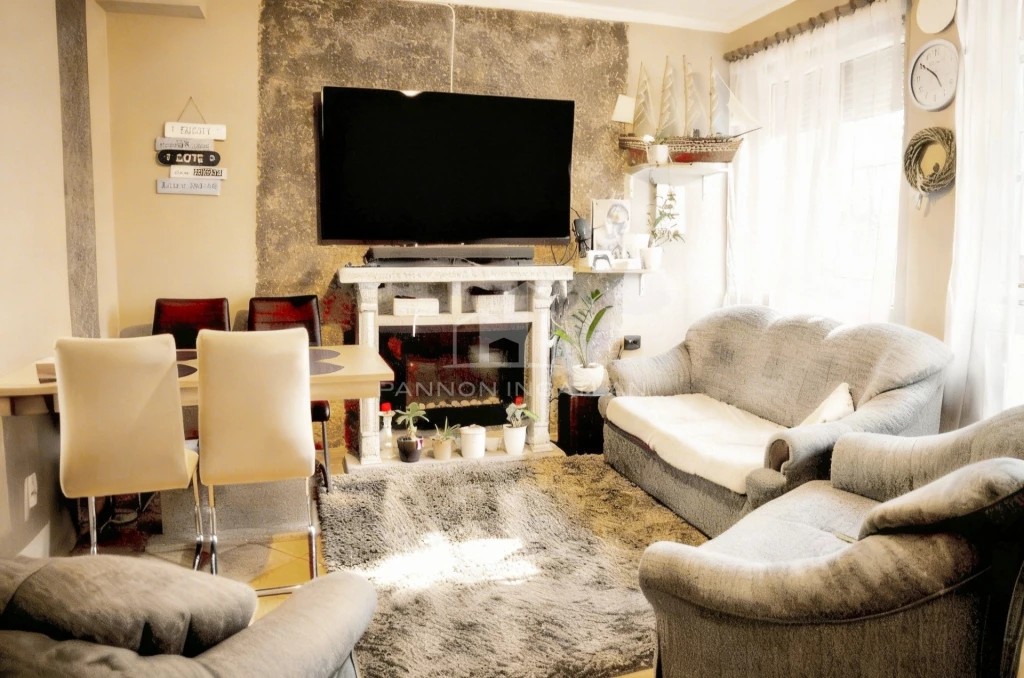 Eladó Lakás, Veszprém 99.000.000 Ft