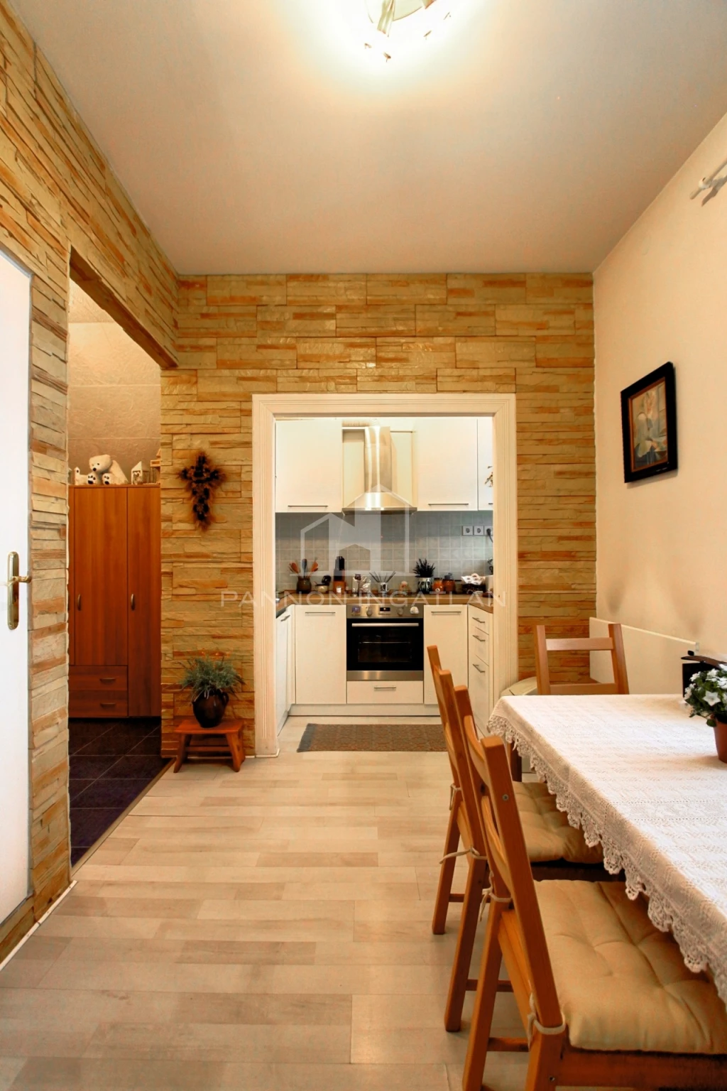 Eladó Lakás, Veszprém Óvári Ferenc utca 45.000.000 Ft