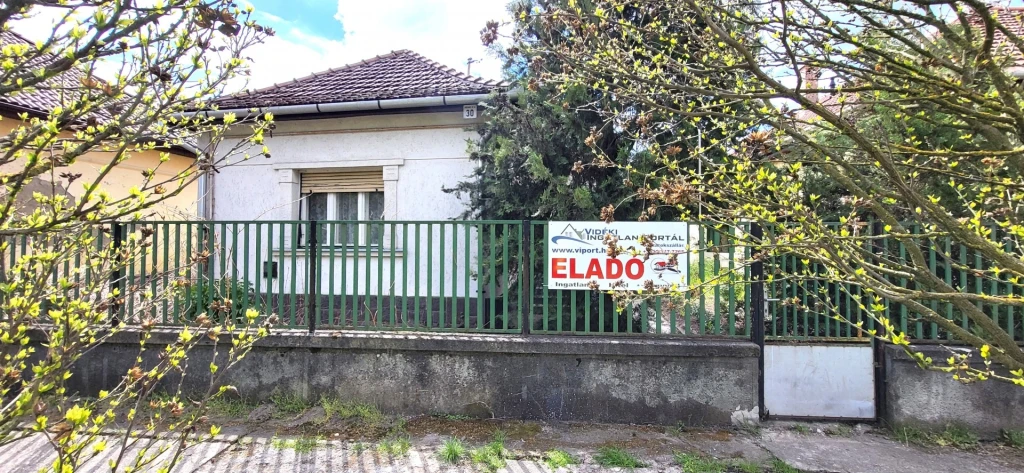 Eladó Ház, Jászárokszállás Arany János 25.000.000 Ft