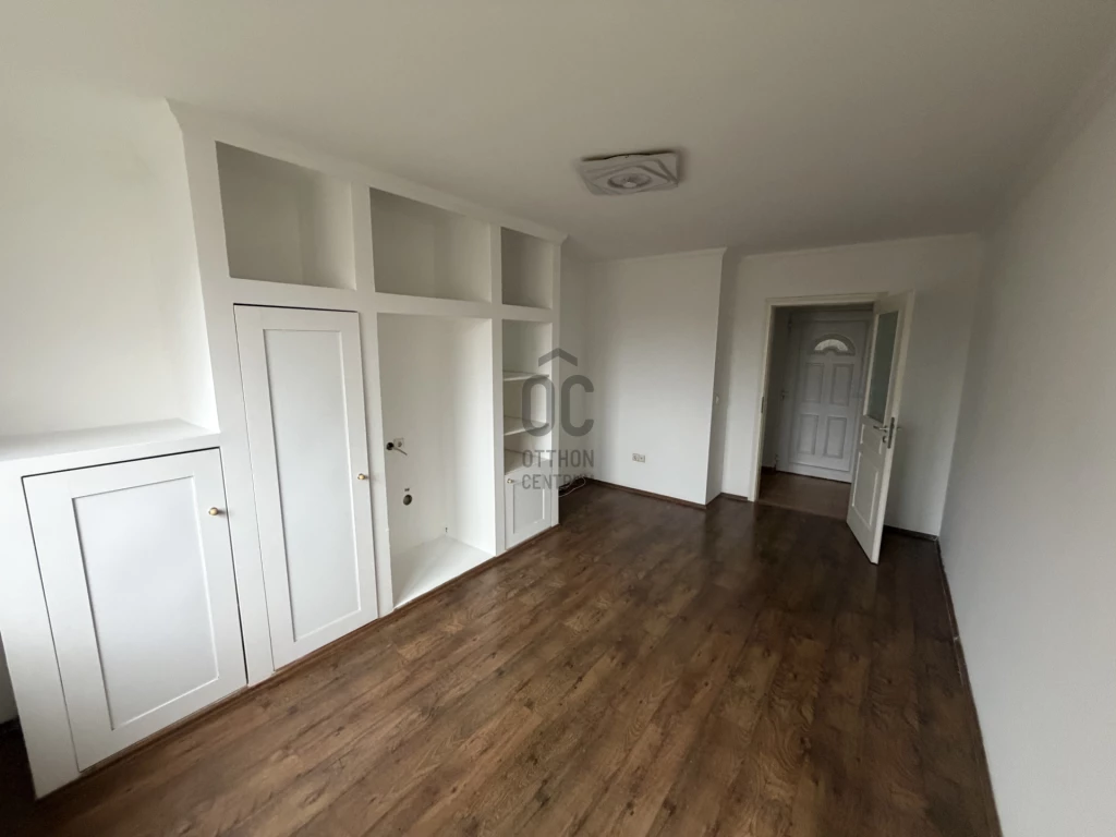 Kiadó téglalakás, Debrecen, Belváros