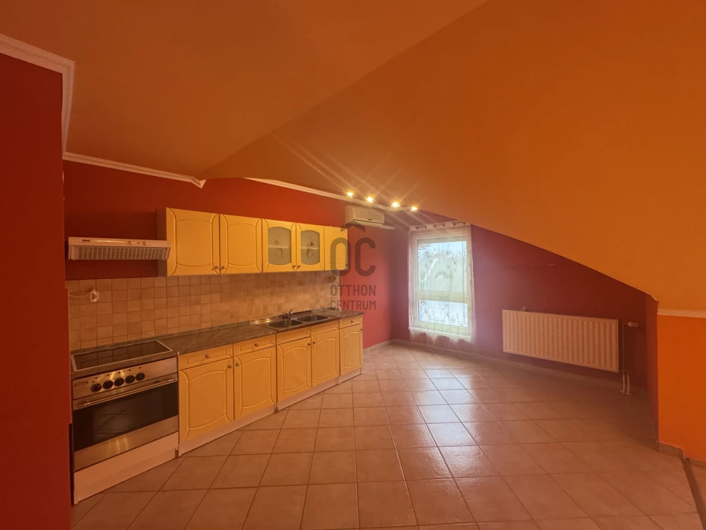 Eladó téglalakás, Hajdúszoboszló, Fürdőnegyed