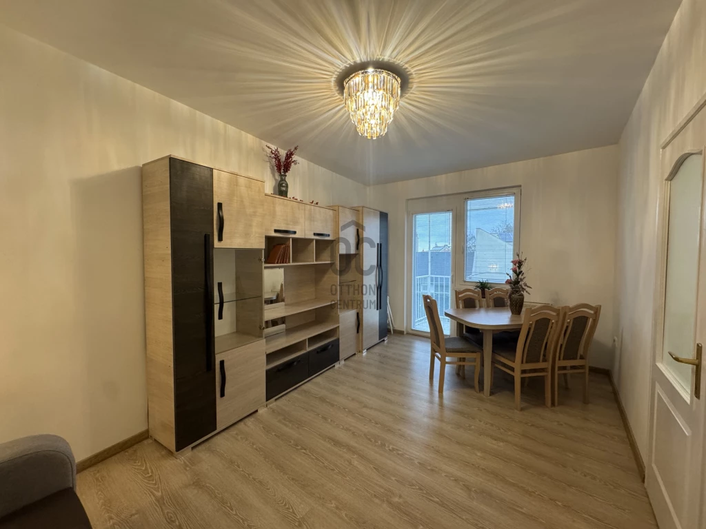 Eladó téglalakás, Hajdúszoboszló, Fürdőnegyed