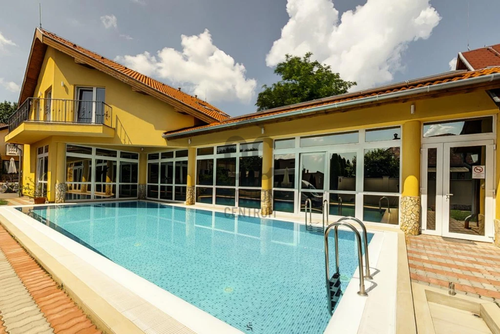 Eladó hotel, panzió, Hajdúszoboszló, Hajdúszoboszló