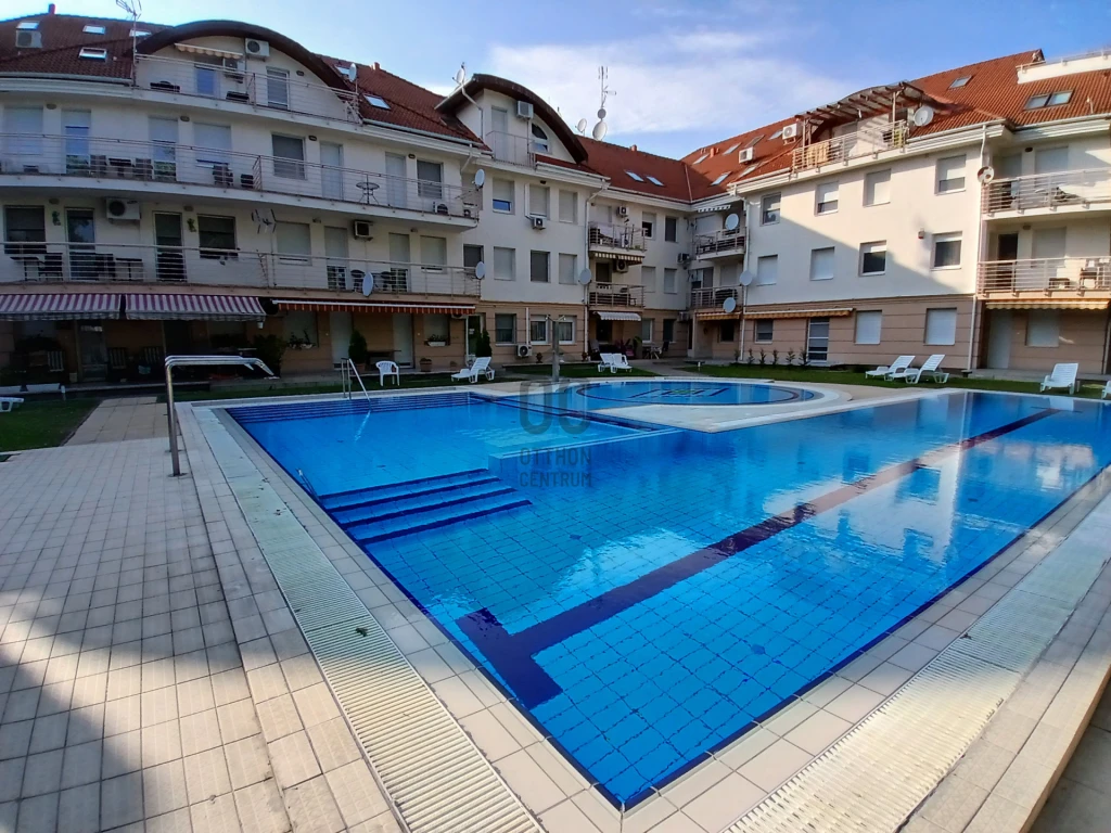 Eladó téglalakás, Hajdúszoboszló, Fürdőnegyed