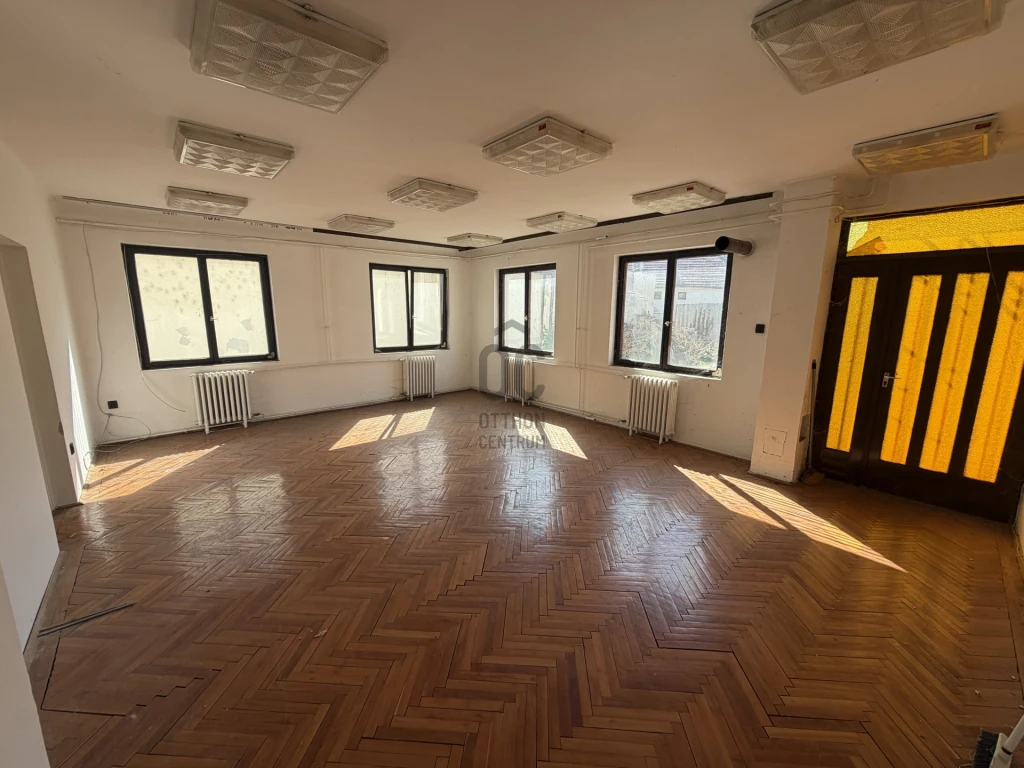 Eladó hotel, panzió, Hajdúszoboszló, Fürdőnegyed
