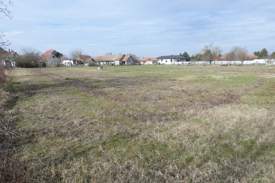 For sale building plot, Ráckeve