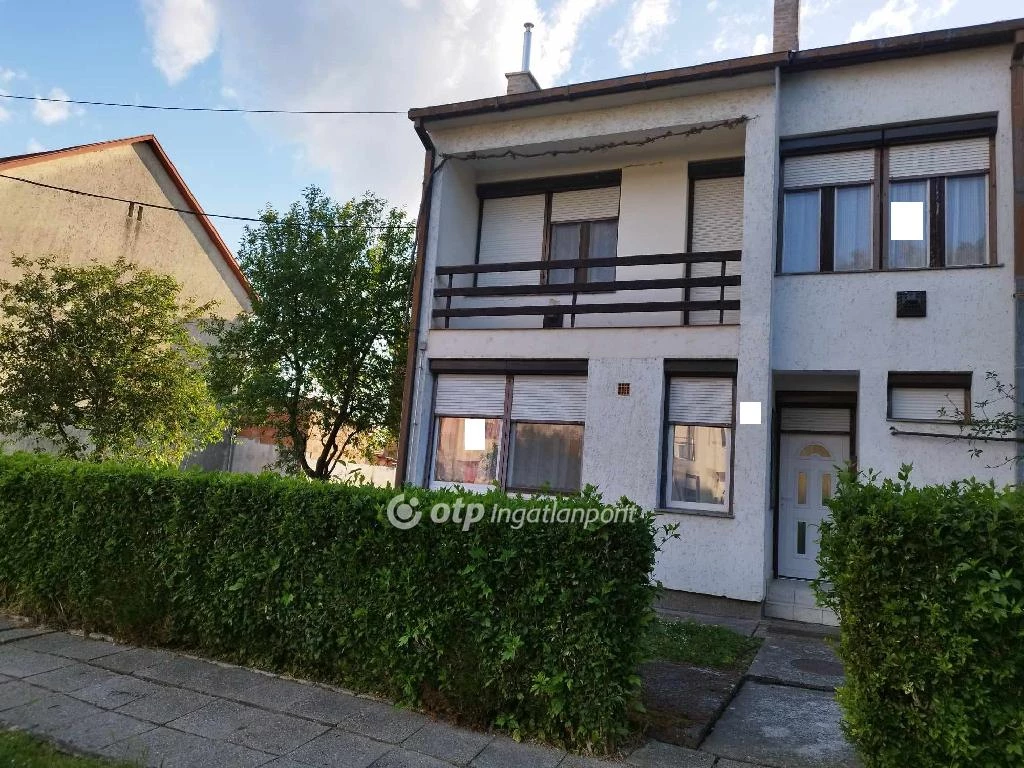 For sale terraced house, Bátaszék, Hunyadi utca