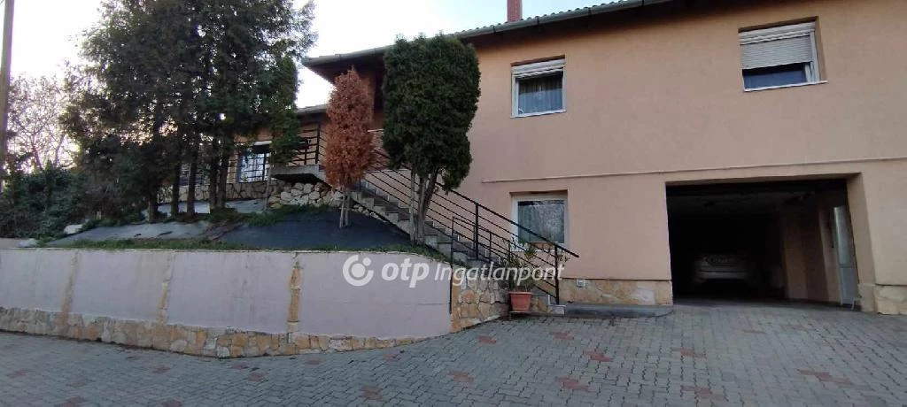 For sale house, Szekszárd, Bottyán-hegy