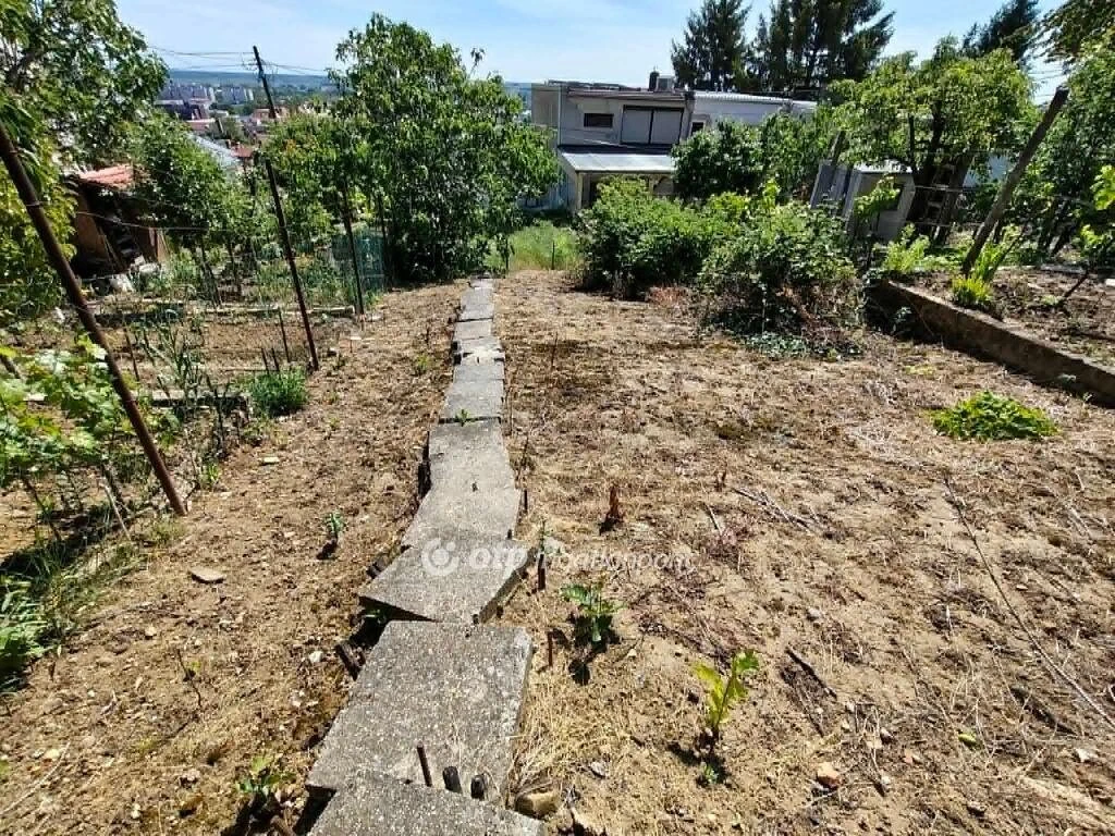 Eladó Telek, Szekszárd