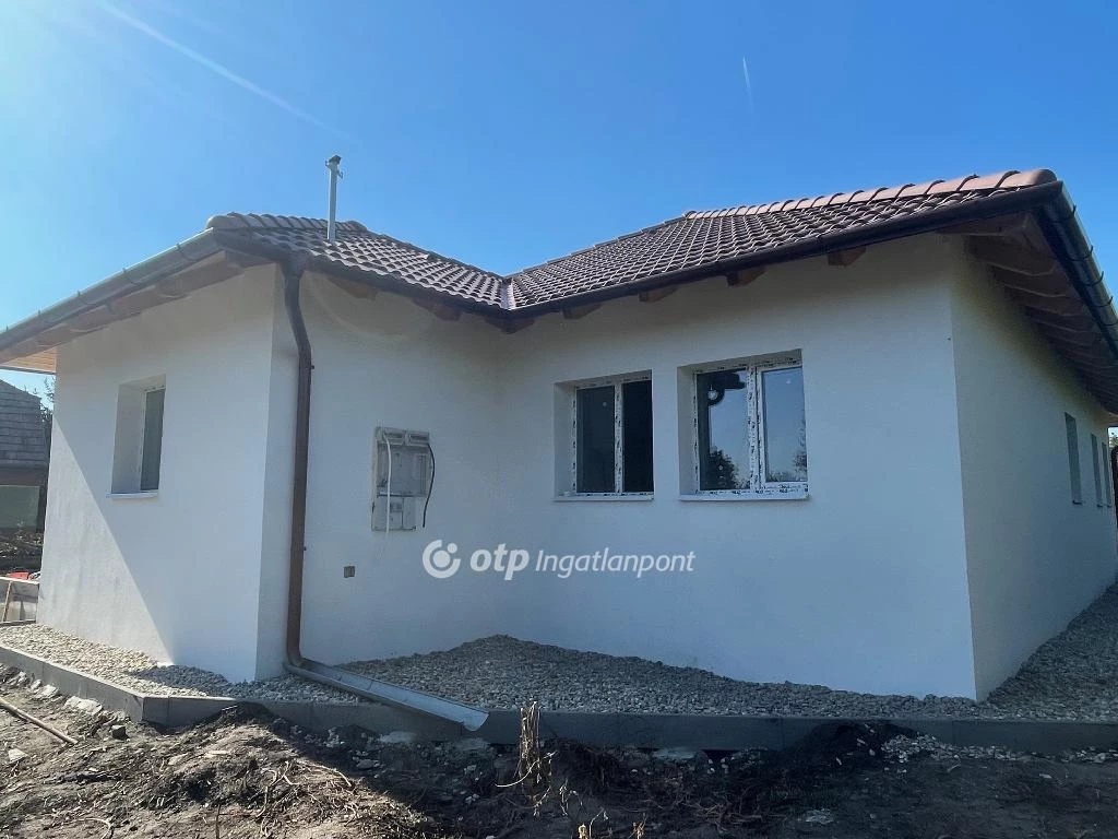 For sale house, Szabadegyháza, Központ