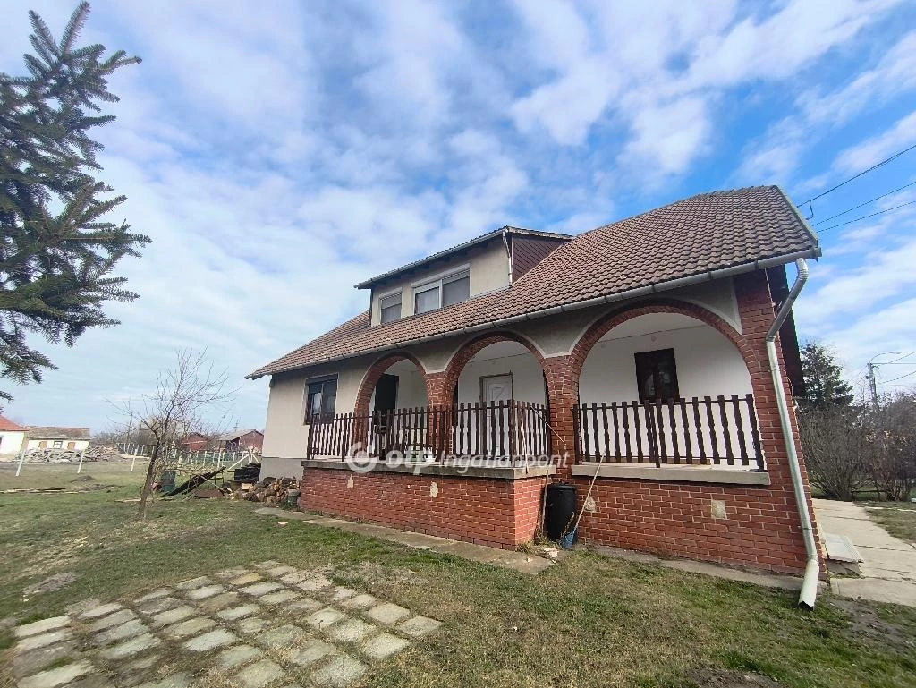 For sale house, Gárdony, Dinnyés