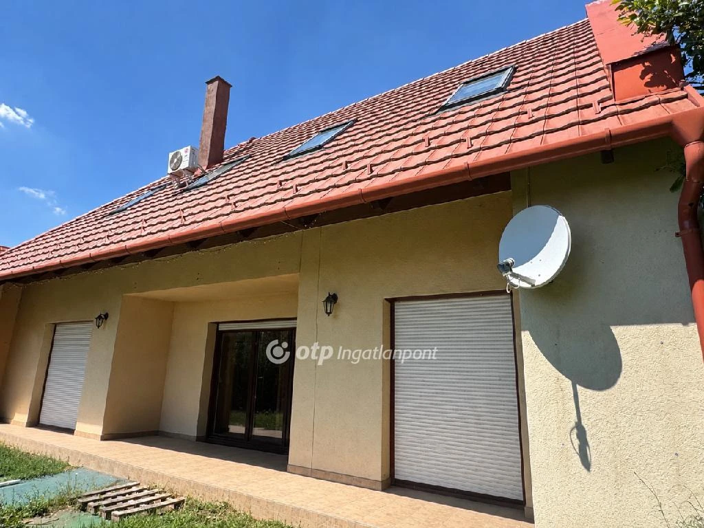 Kiadó sorház, Sukoró, Sukoró Gyepes utca