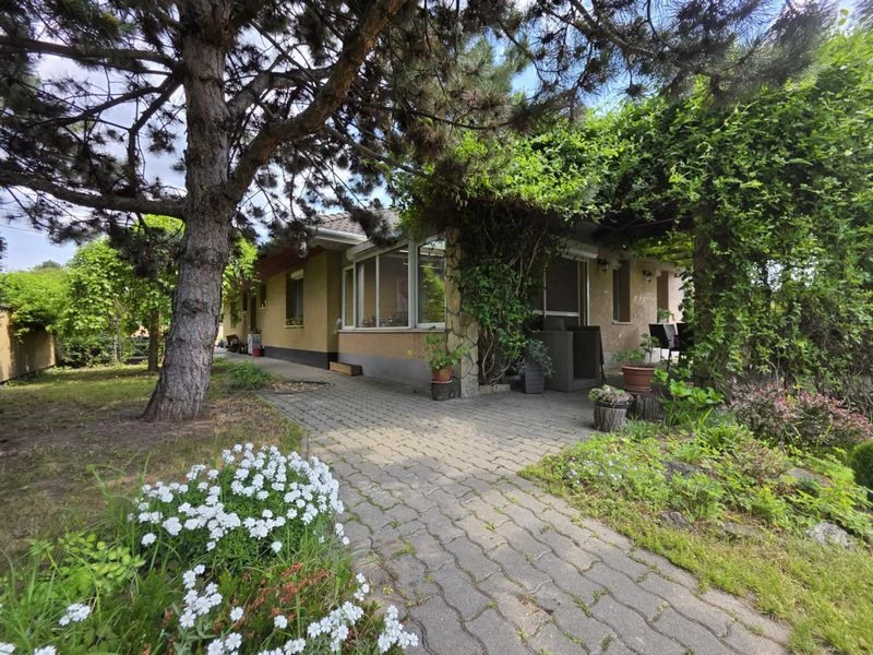 For sale house, Érd