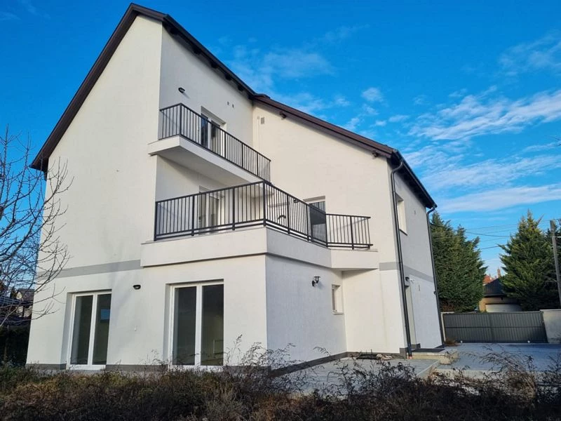 For rent house, Érd