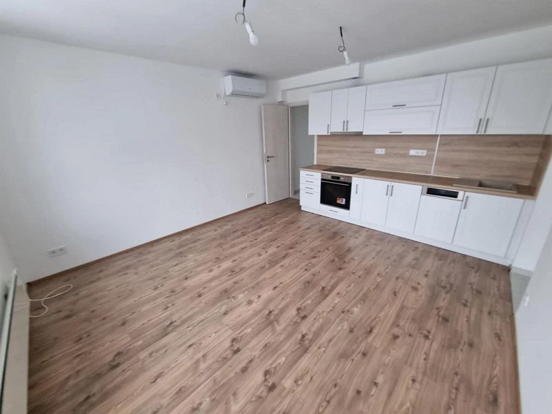 c3-1-name c2-19-name, Iváncsa