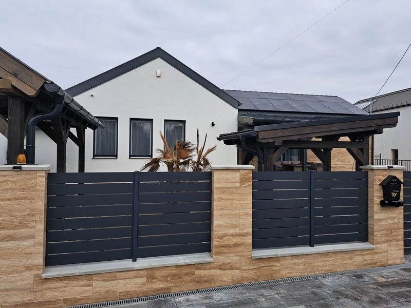 c3-1-name c2-1-name, Százhalombatta