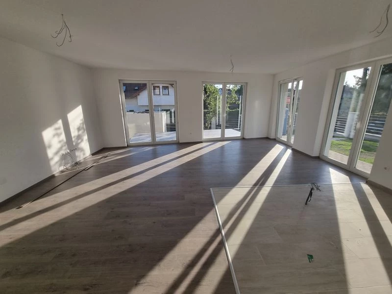 c3-1-name c2-19-name, Érd