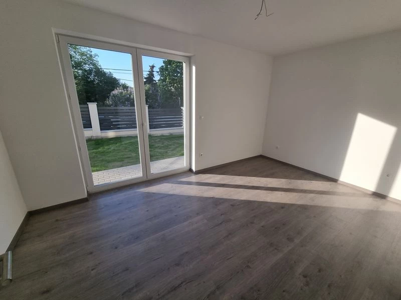 c3-1-name c2-19-name, Érd