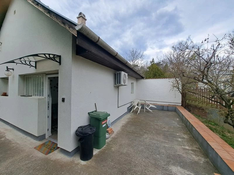 Kiadó családi ház, Érd