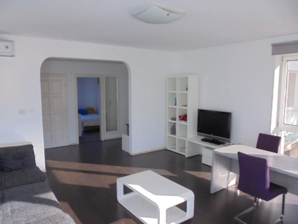 c3-2-name c2-19-name, Debrecen
