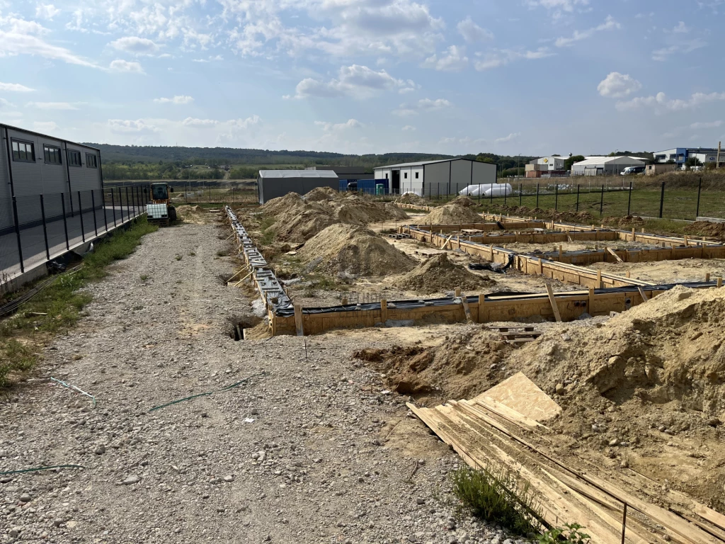 Eladó egyéb kereskedelmi-ipari, Gödöllő, Nagyremete