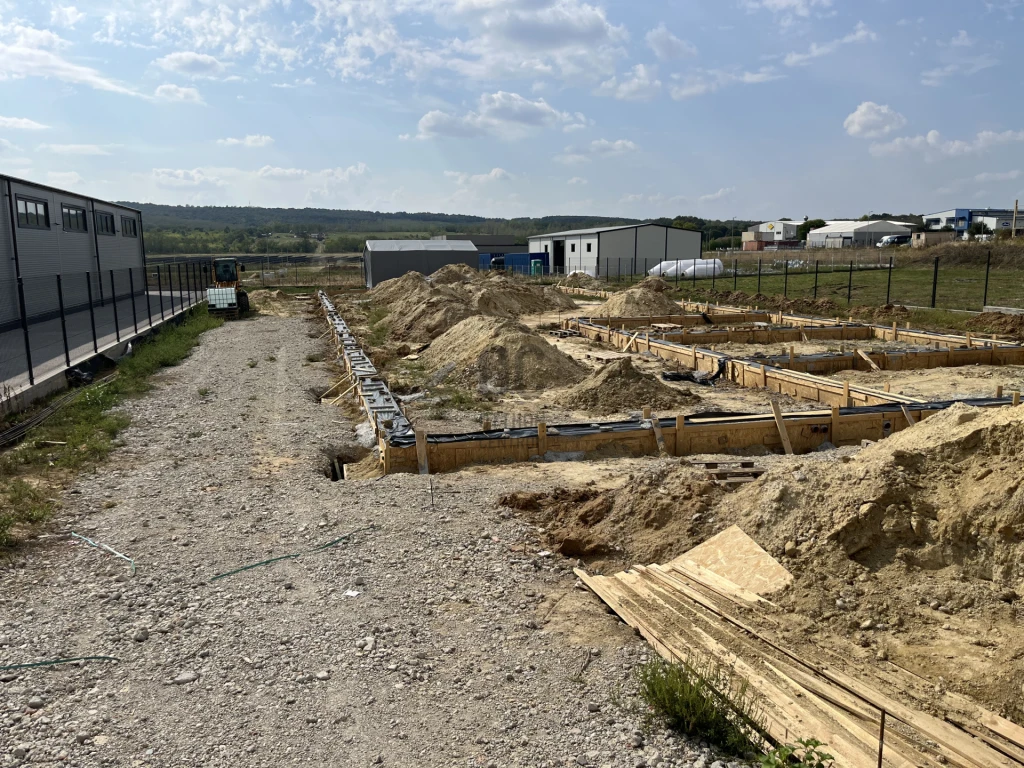 Eladó egyéb kereskedelmi-ipari, Gödöllő, Nagyremete