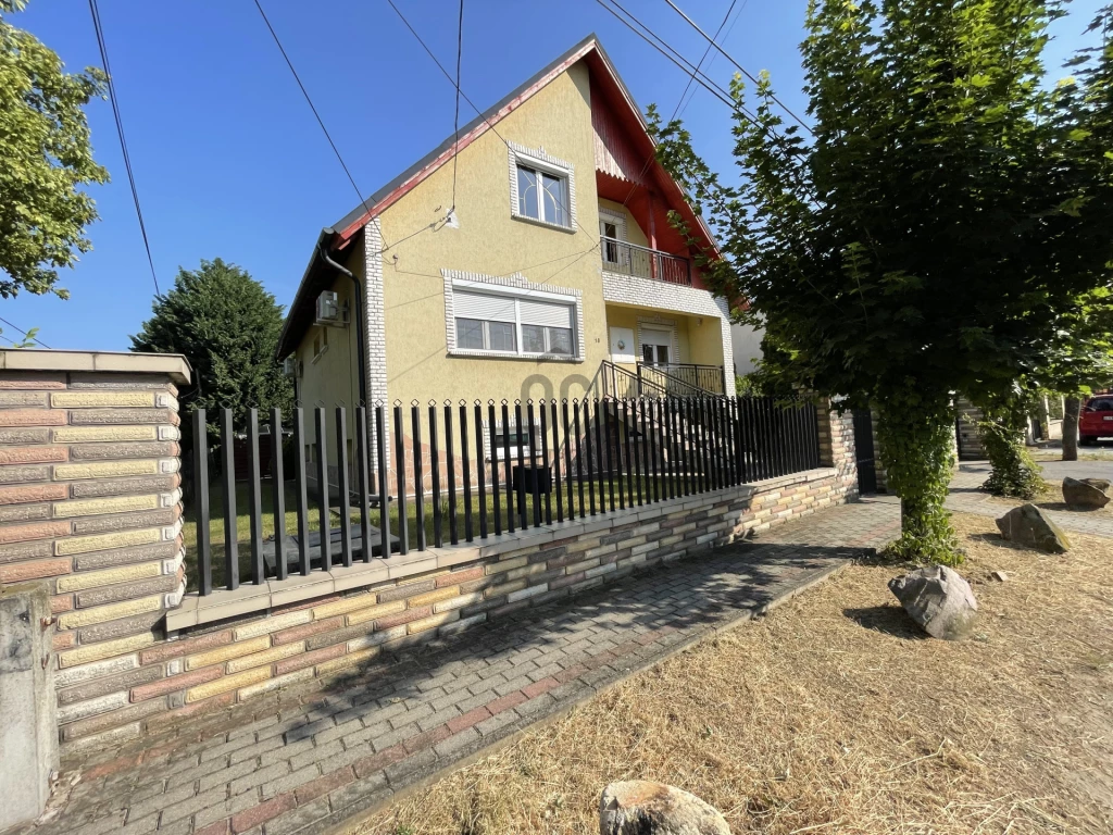 For sale house, Fót, Kisalag