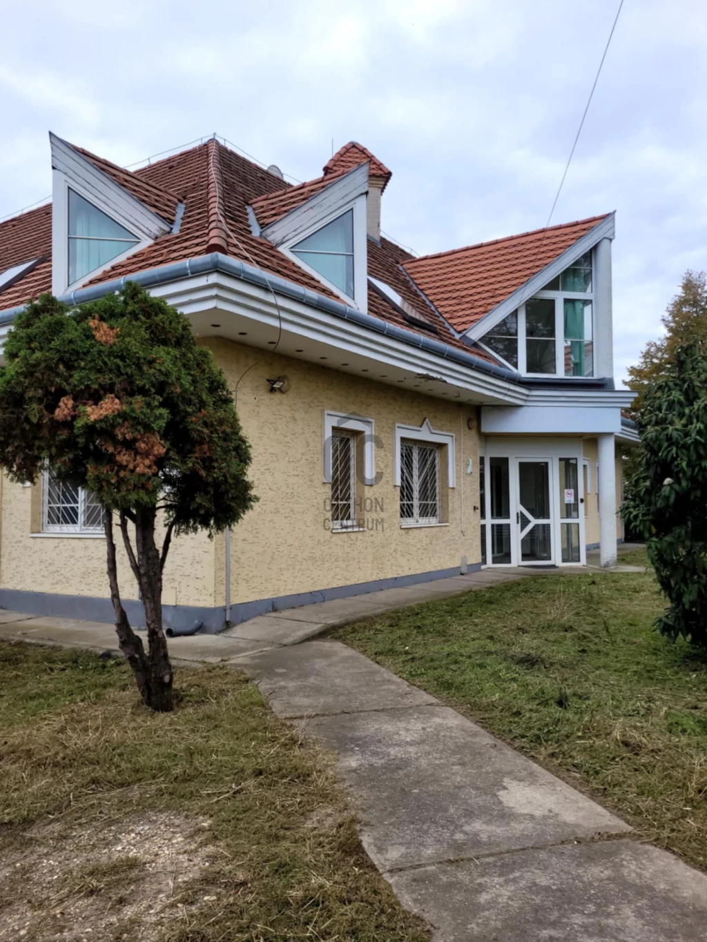 Eladó egyéb kereskedelmi-ipari, Mogyoród, Mogyoród