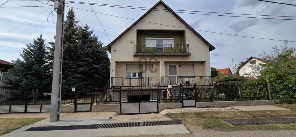 Eladó családi ház, Kistarcsa, Kistarcsa